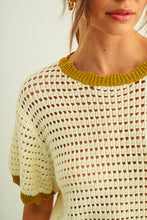 Load image into Gallery viewer, SCALLOPED KNITTED TOP