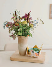 Load image into Gallery viewer, Flower Gardens Bowl Holder