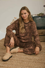 Load image into Gallery viewer, Western Crewneck
