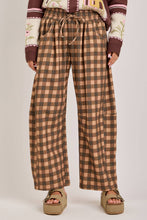 Load image into Gallery viewer, GINGHAM CHECKERED WIDE LEG FLEECE SWEATPANTS_JLB80126-03

