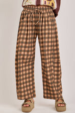 Load image into Gallery viewer, GINGHAM CHECKERED WIDE LEG FLEECE SWEATPANTS_JLB80126-03
