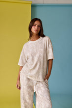 Load image into Gallery viewer, CAMO RIBBED LOOSE FIT SHIRT
