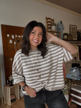 Load image into Gallery viewer, She’s So Vintage
