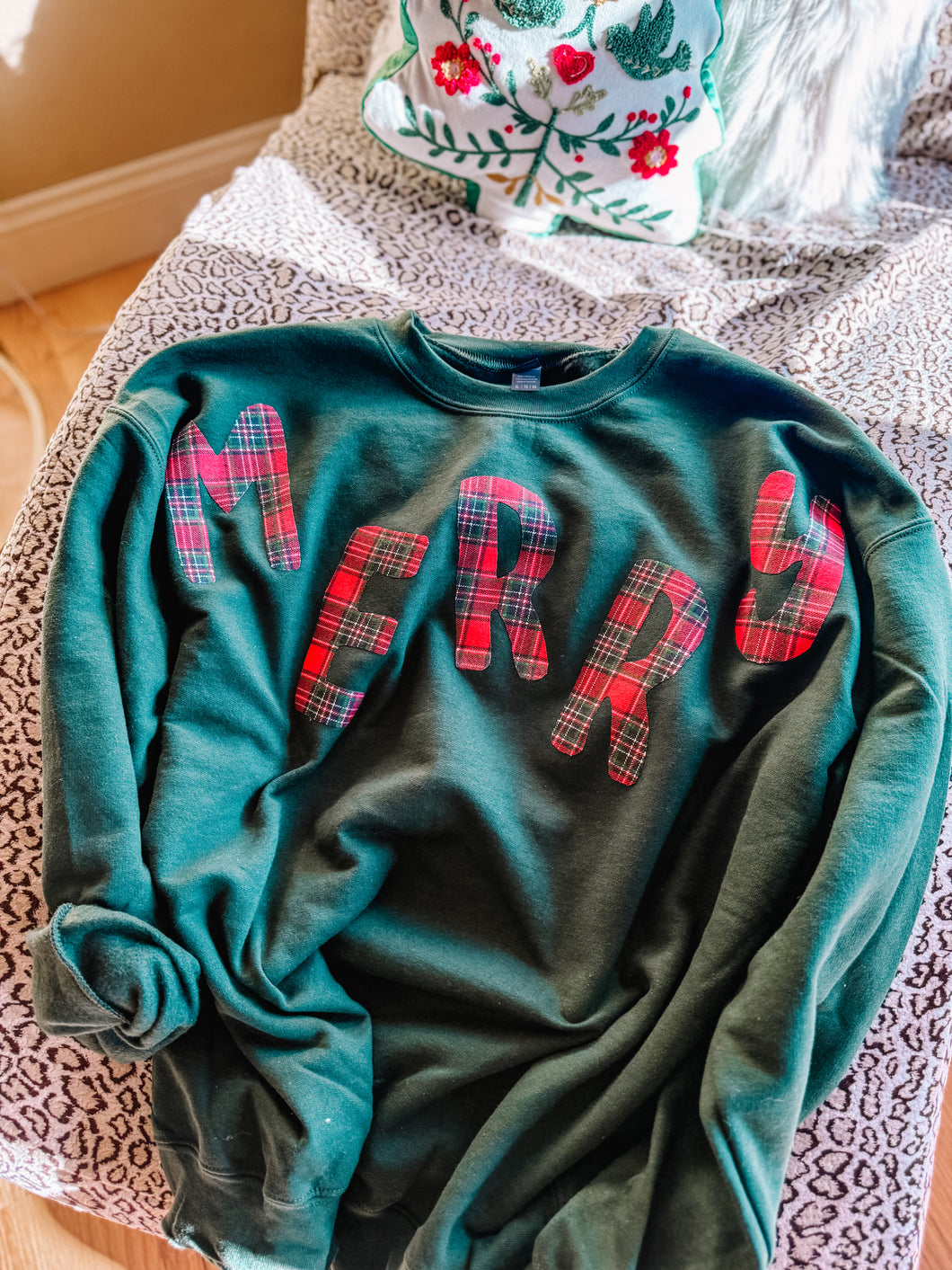 Merry Crewneck