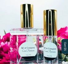 Load image into Gallery viewer, Coral Fantasies (Valentino Donna Born In Roma Coral) Travel 15ml
