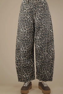 Leopard Barrel