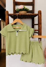 Load image into Gallery viewer, Sage Scalloped Set
