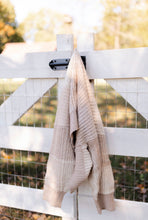 Load image into Gallery viewer, Knit Cardigan
