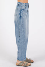 Load image into Gallery viewer, P1305X-LM SIDE SEAM DETAILING HIGH RISE COMFORT BARREL JEANS
